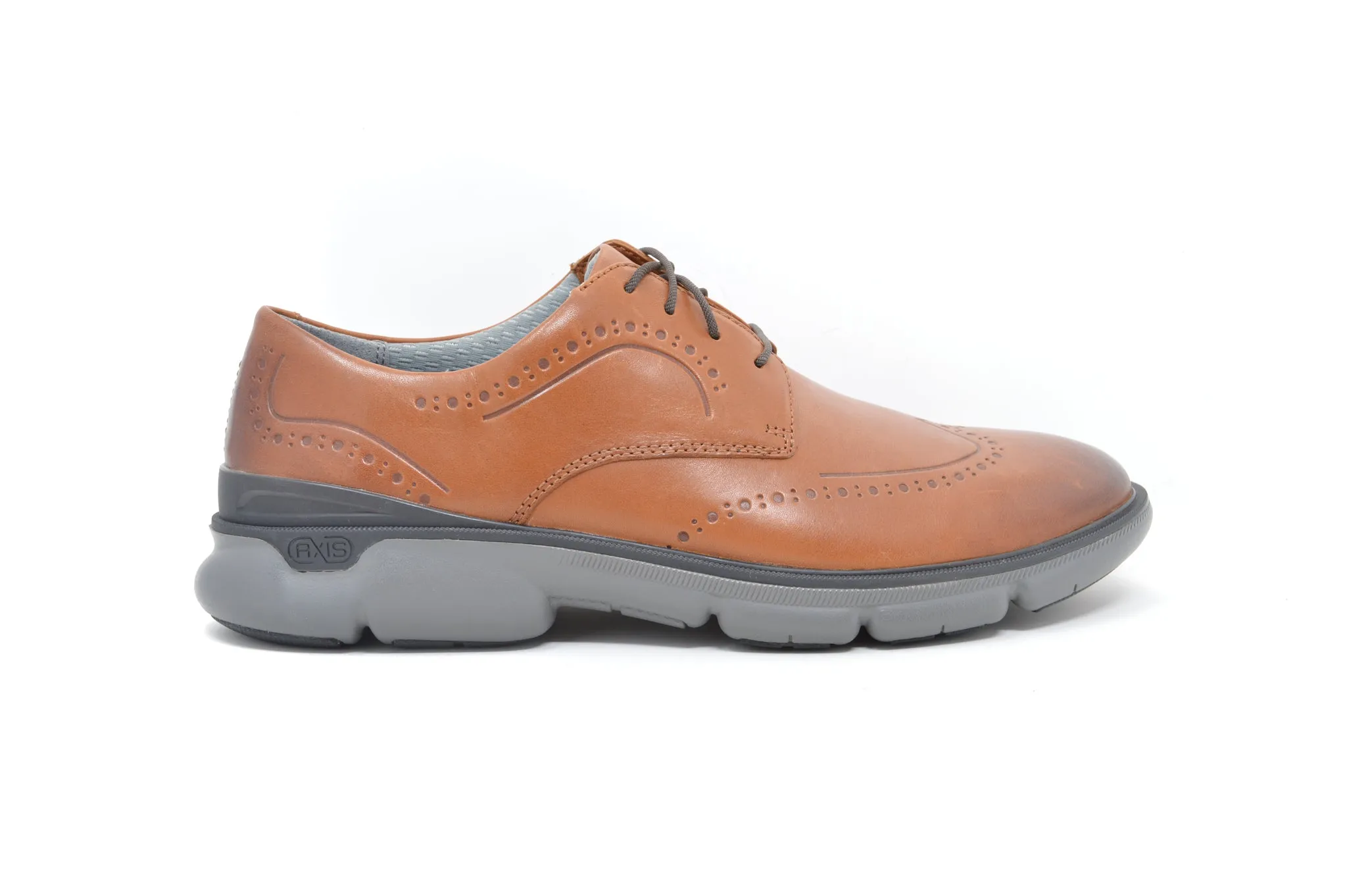 JOHNSTON & MURPHY XC4® TANNER WINGTIP