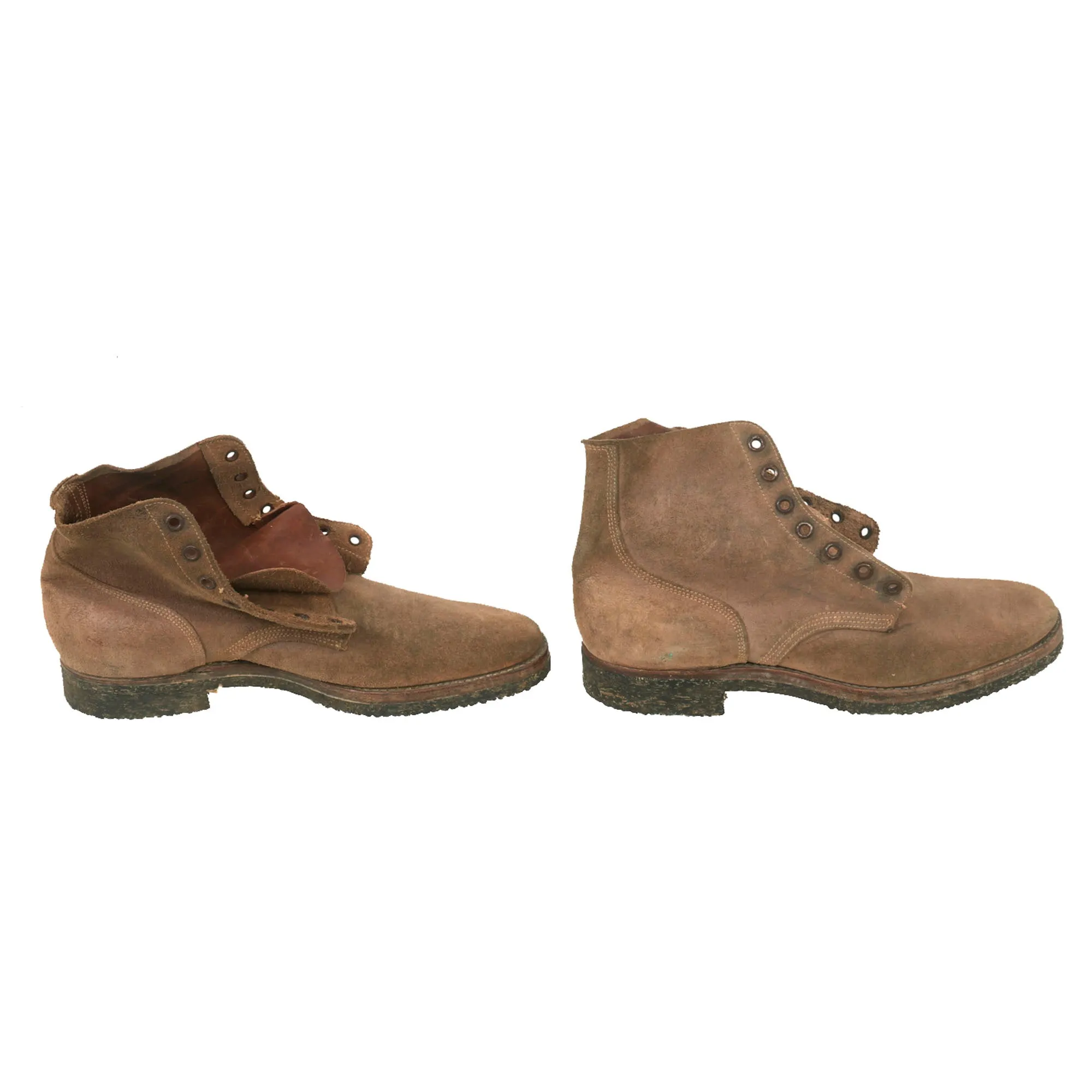 Original U.S. WWII Pair of Marine Corps Unissued USMC Boondocker Boots by International Shoe Co. - Size 7D - 1943 Dated