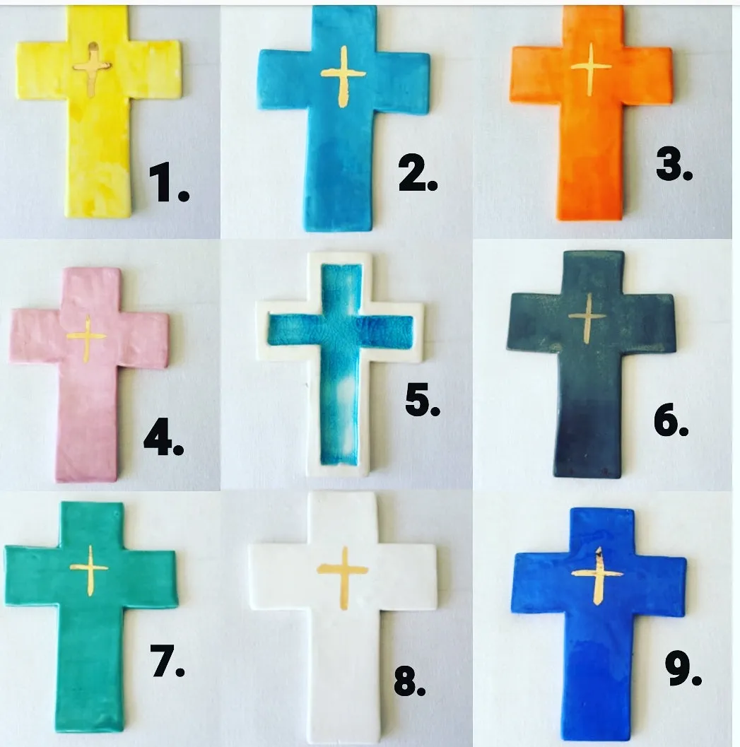 Zante ceramic wall cross with gold detail